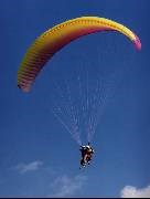 Parapente au Lac du Salagou